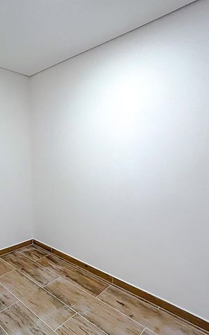 Casa à venda com 160m², 3 quartos e 5 vagasSuíte 2