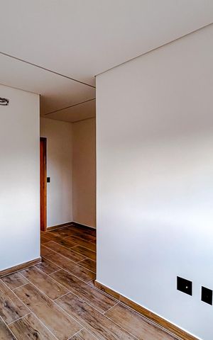 Casa à venda com 160m², 3 quartos e 5 vagasSuíte 3