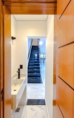 Casa à venda com 160m², 3 quartos e 5 vagasLavabo