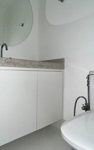 Studio à venda com 28m², 1 quarto e sem vaga Studio à venda com 28m², 1 quarto e sem vagaBanheiro