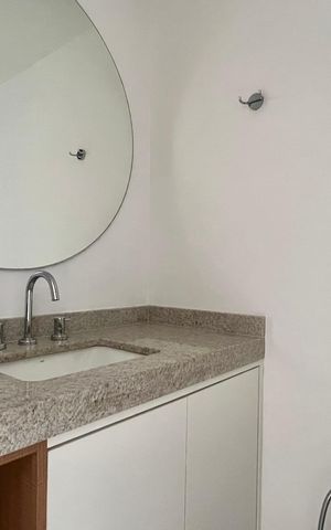 Studio à venda com 28m², 1 quarto e sem vaga Studio à venda com 28m², 1 quarto e sem vagaBanheiro