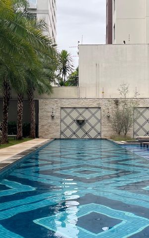 Studio à venda com 28m², 1 quarto e sem vaga Studio à venda com 28m², 1 quarto e sem vagaÁrea comum - Piscina