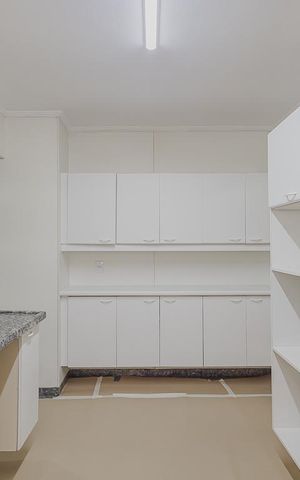 Apartamento à venda com 170m², 3 quartos e 2 vagasCozinha