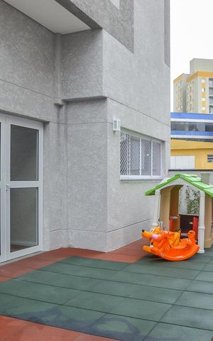 Apartamento para alugar com 48m², 2 quartos e 1 vaga Apartamento para alugar com 48m², 2 quartos e 1 vagaÁrea comum - Playground