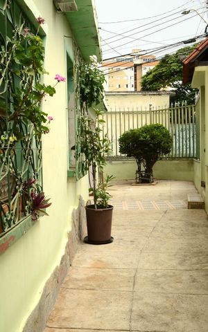 Casa à venda com 274m², 3 quartos e 3 vagasÁrea externa