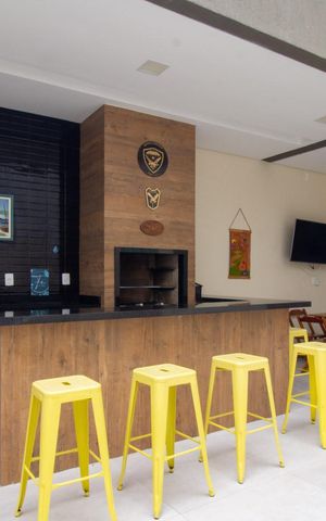 Casa de condomínio à venda com 250m², 4 quartos e 2 vagas Casa de condomínio à venda com 250m², 4 quartos e 2 vagasÁrea Gourmet