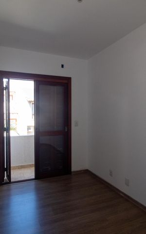Casa à venda com 180m², 3 quartos e 2 vagas Casa à venda com 180m², 3 quartos e 2 vagasQuarto 2