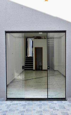 Casa à venda com 175m², 3 quartos e 2 vagas Casa à venda com 175m², 3 quartos e 2 vagasVaranda gourmet