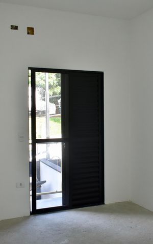 Casa à venda com 175m², 3 quartos e 2 vagas Casa à venda com 175m², 3 quartos e 2 vagasSuíte 1