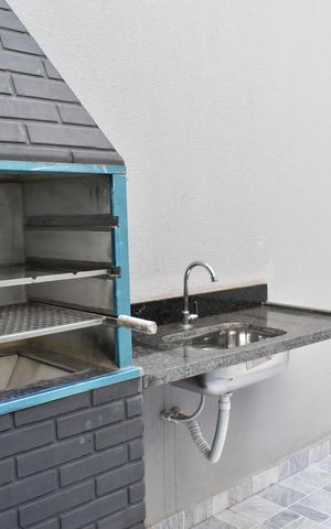 Casa à venda com 175m², 3 quartos e 2 vagas Casa à venda com 175m², 3 quartos e 2 vagasVaranda gourmet