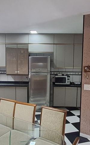 Casa à venda com 175m², 3 quartos e 3 vagasCozinha