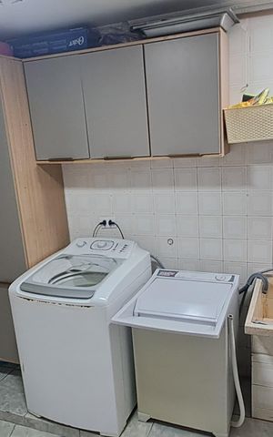 Casa à venda com 175m², 3 quartos e 3 vagasLavanderia