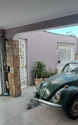 Casa à venda com 175m², 3 quartos e 3 vagasGaragem