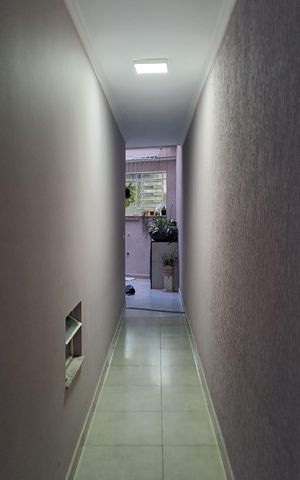 Casa à venda com 175m², 3 quartos e 3 vagasCorredor