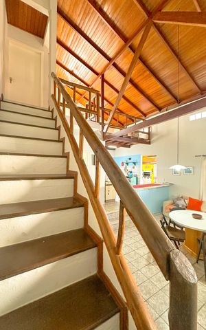 Casa para alugar com 379m², 3 quartos e 3 vagasEscada