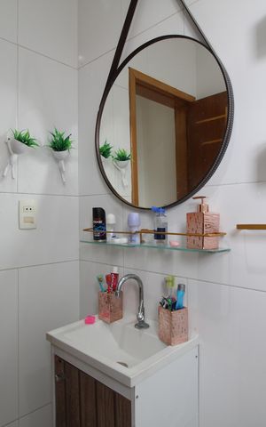 Apartamento à venda com 66m², 2 quartos e 1 vagaBanheiro Social
