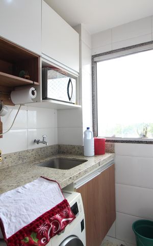 Apartamento à venda com 66m², 2 quartos e 1 vagaÁrea de Serviço