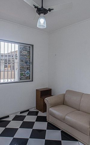 Casa à venda com 321m², 3 quartos e 6 vagas Casa à venda com 321m², 3 quartos e 6 vagasQuanto 1