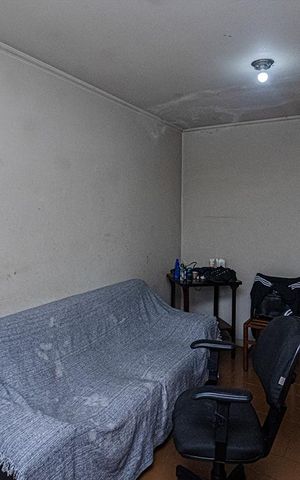 Casa à venda com 321m², 3 quartos e 6 vagas Casa à venda com 321m², 3 quartos e 6 vagasQuarto de Serviço