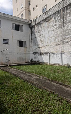 Casa à venda com 321m², 3 quartos e 6 vagas Casa à venda com 321m², 3 quartos e 6 vagasQuintal