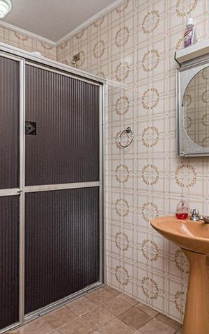 Casa à venda com 321m², 3 quartos e 6 vagas Casa à venda com 321m², 3 quartos e 6 vagasBanheiro