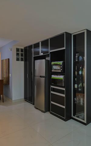 Casa à venda com 300m², 3 quartos e 4 vagas Casa à venda com 300m², 3 quartos e 4 vagasCozinha