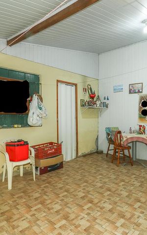 Casa à venda com 90m², 2 quartos e 1 vagaÁrea de Serviço
