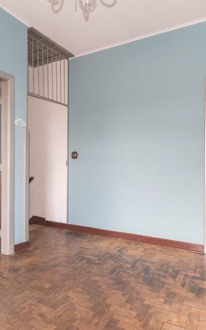 Apartamento à venda com 100m², 2 quartos e sem vaga Apartamento à venda com 100m², 2 quartos e sem vagaSala