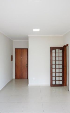 Apartamento para alugar com 78m², 2 quartos e sem vagaSala