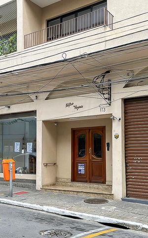 Apartamento para alugar com 78m², 2 quartos e sem vagaFachada + plaquinha