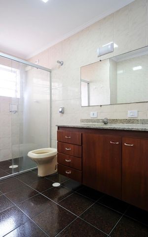 Apartamento para alugar com 78m², 2 quartos e sem vagaBanheiro