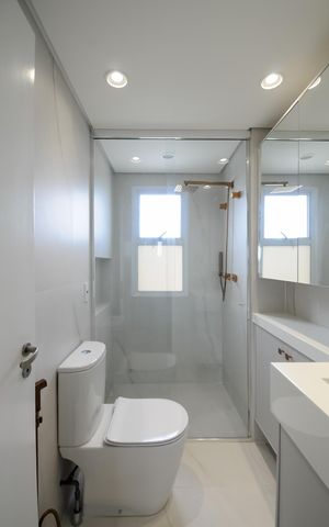 Apartamento à venda com 130m², 3 quartos e 2 vagasBanheiro da Suíte 1