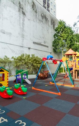 Apartamento à venda com 130m², 3 quartos e 2 vagasÁrea comum - Playground