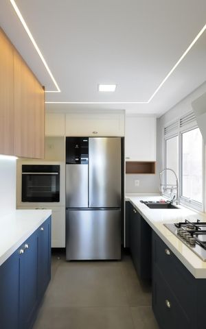 Apartamento à venda com 130m², 3 quartos e 2 vagasCozinha - Armários