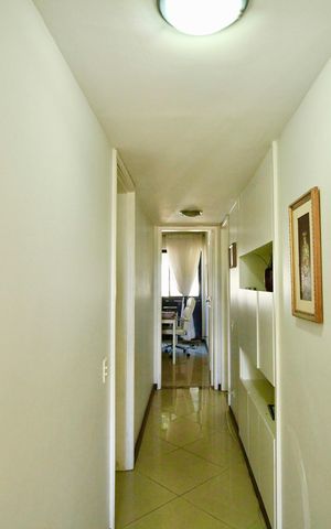 Apartamento para alugar com 160m², 4 quartos e 2 vagas Apartamento para alugar com 160m², 4 quartos e 2 vagasCorredor