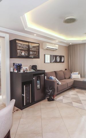 Apartamento à venda com 79m², 2 quartos e 2 vagas Apartamento à venda com 79m², 2 quartos e 2 vagasSala