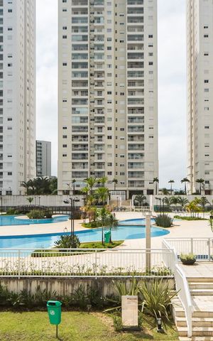 Apartamento à venda com 107m², 3 quartos e 2 vagas Apartamento à venda com 107m², 3 quartos e 2 vagasÁrea comum - Piscina