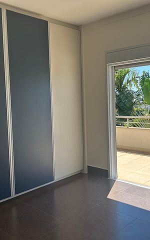 Casa de condomínio à venda com 252m², 4 quartos e 4 vagasSuíte 3