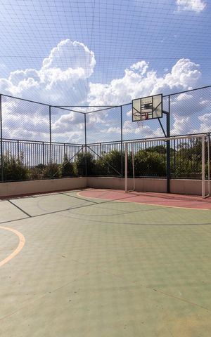Apartamento à venda com 138m², 3 quartos e 3 vagas Apartamento à venda com 138m², 3 quartos e 3 vagasÁrea comum - Quadra