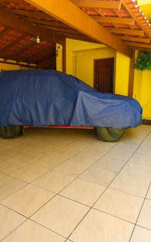 Casa à venda com 126m², 4 quartos e 4 vagas Casa à venda com 126m², 4 quartos e 4 vagasGaragem