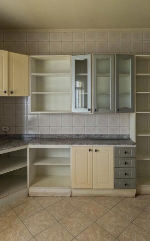 Casa para alugar com 360m², 5 quartos e 2 vagas Casa para alugar com 360m², 5 quartos e 2 vagasCozinha 2