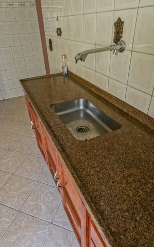 Casa para alugar com 360m², 5 quartos e 2 vagas Casa para alugar com 360m², 5 quartos e 2 vagasCozinha 2