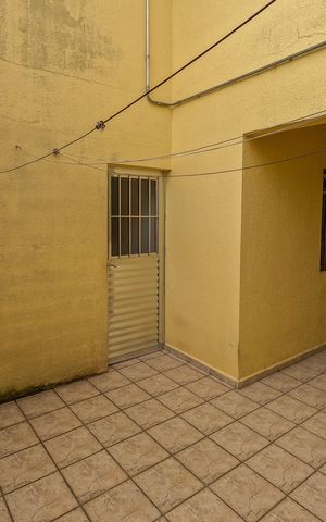 Casa para alugar com 360m², 5 quartos e 2 vagas Casa para alugar com 360m², 5 quartos e 2 vagasÁrea comum