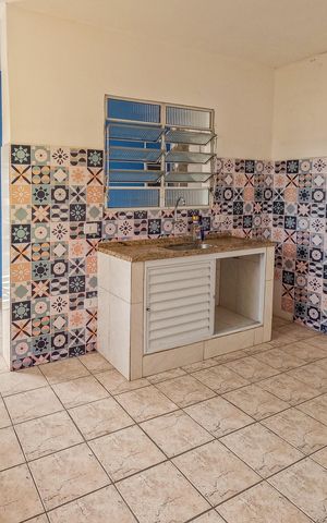 Casa para alugar com 360m², 5 quartos e 2 vagas Casa para alugar com 360m², 5 quartos e 2 vagasCozinha 3