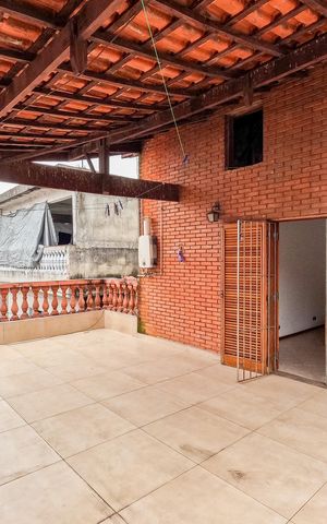 Casa para alugar com 360m², 5 quartos e 2 vagas Casa para alugar com 360m², 5 quartos e 2 vagasÁrea comum