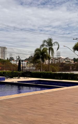 Apartamento à venda com 65m², 2 quartos e 1 vaga Apartamento à venda com 65m², 2 quartos e 1 vagaÁrea comum - Piscina