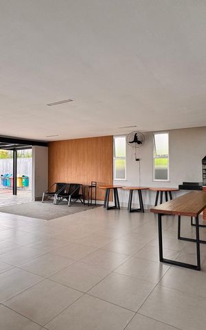 Apartamento à venda com 65m², 2 quartos e 1 vaga Apartamento à venda com 65m², 2 quartos e 1 vagaÁrea comum - Salão de festas