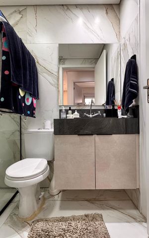 Apartamento à venda com 65m², 2 quartos e 1 vaga Apartamento à venda com 65m², 2 quartos e 1 vagaBanheiro