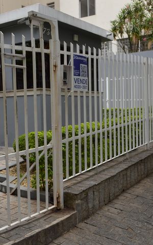 Apartamento à venda com 130m², 2 quartos e 1 vagaFachada + Plaquinha