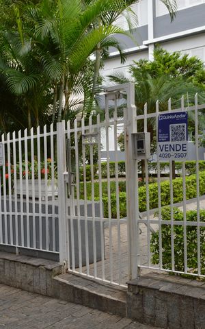 Apartamento à venda com 130m², 2 quartos e 1 vagaFachada + Plaquinha